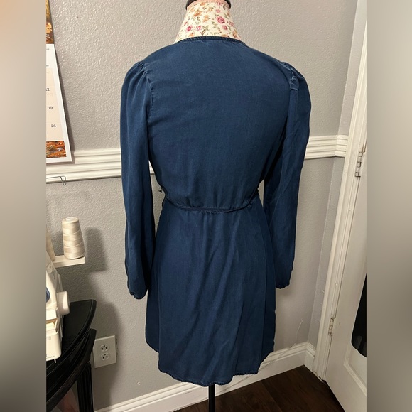 Old Navy Wrap Dress - Picture 2 of 4
